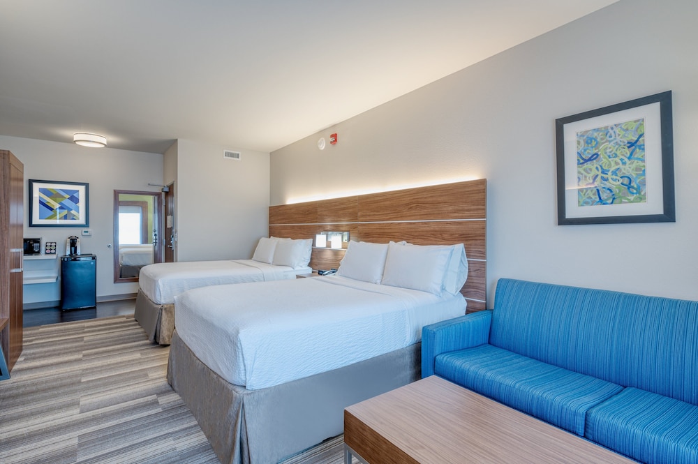 holiday inn express and suites st louis chesterfield by ihg