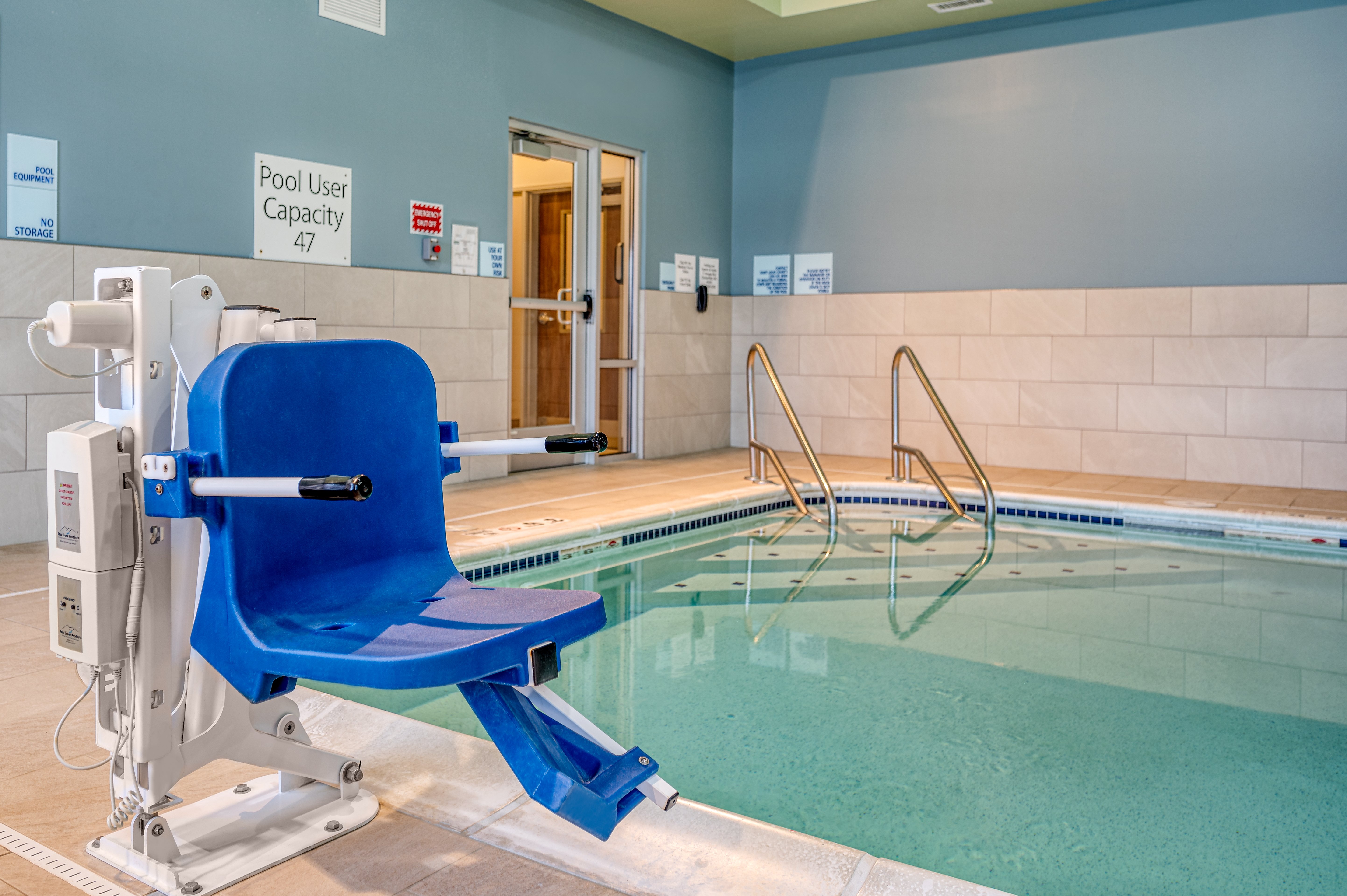holiday inn express and suites st louis chesterfield by ihg