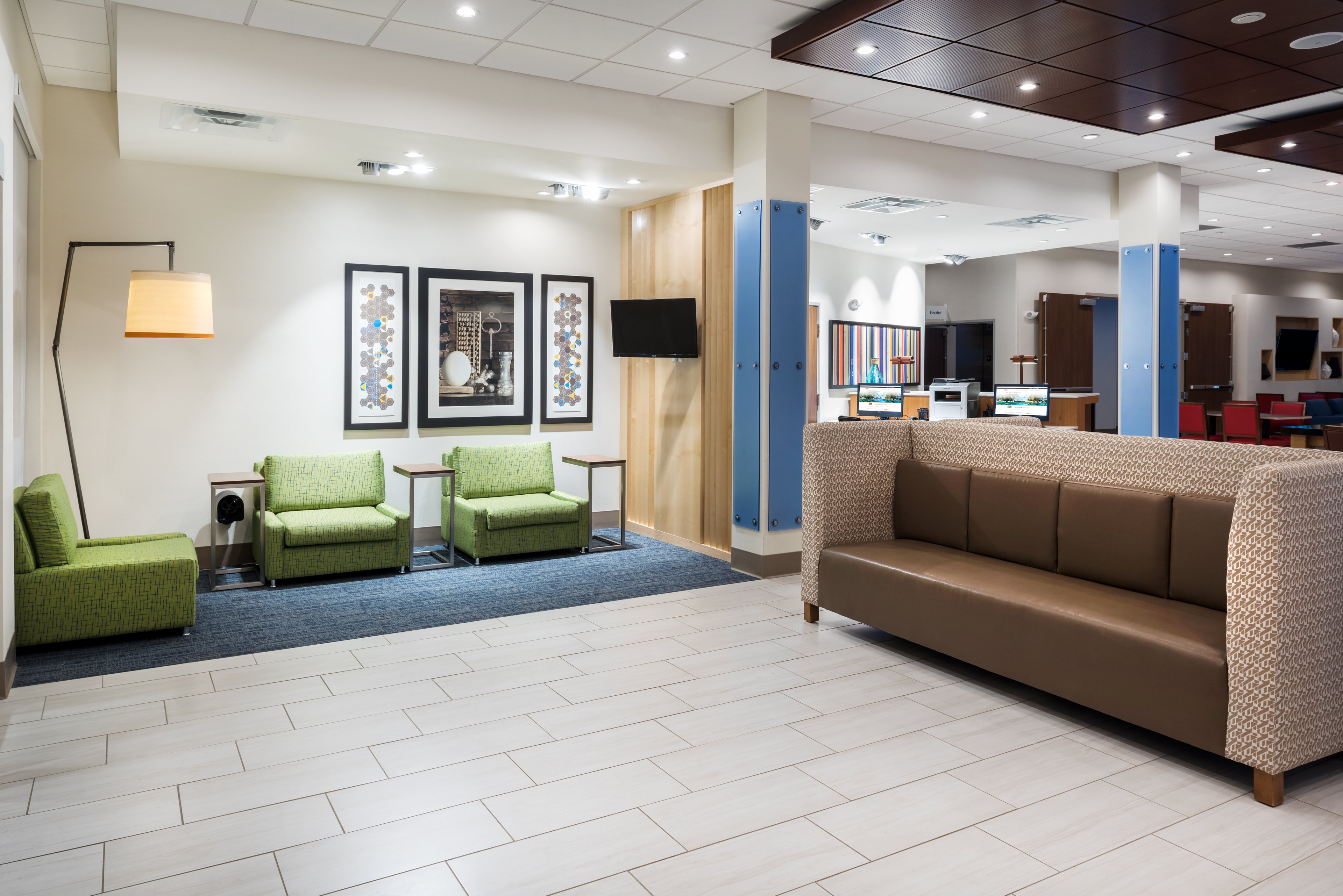 holiday inn express and suites st louis chesterfield by ihg