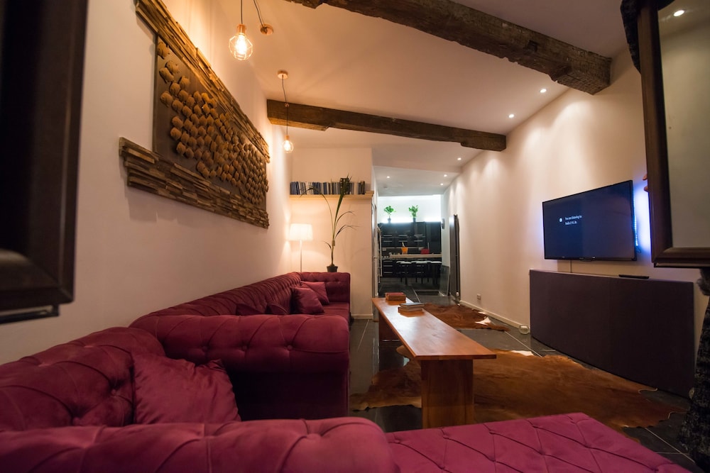 villa einstein apartments