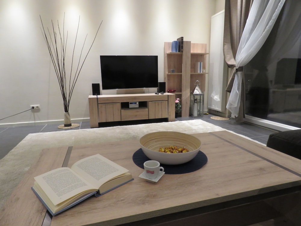 villa einstein apartments