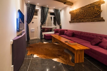 villa einstein apartments