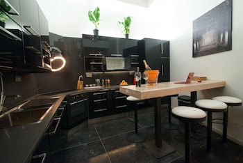 villa einstein apartments