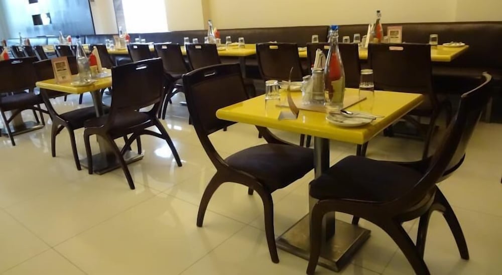 keys select by lemon tree hotels nestor mumbai