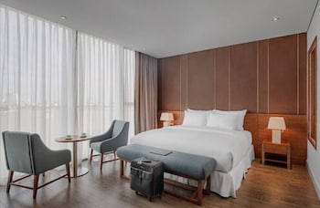 avora hotel