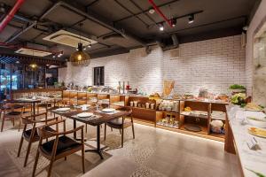 avora hotel