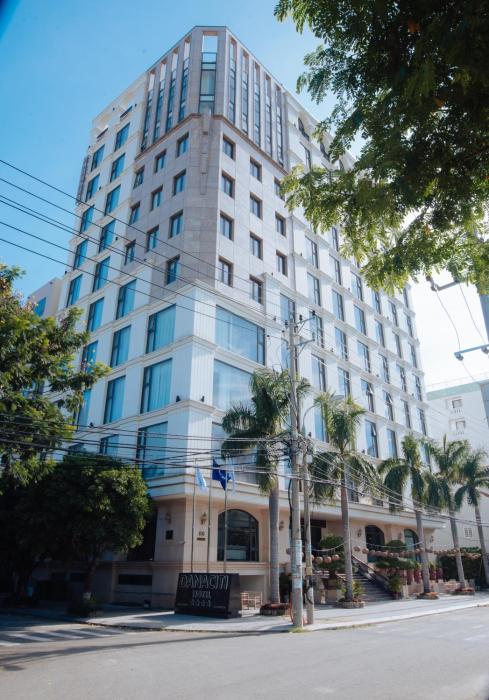 danaciti hotel