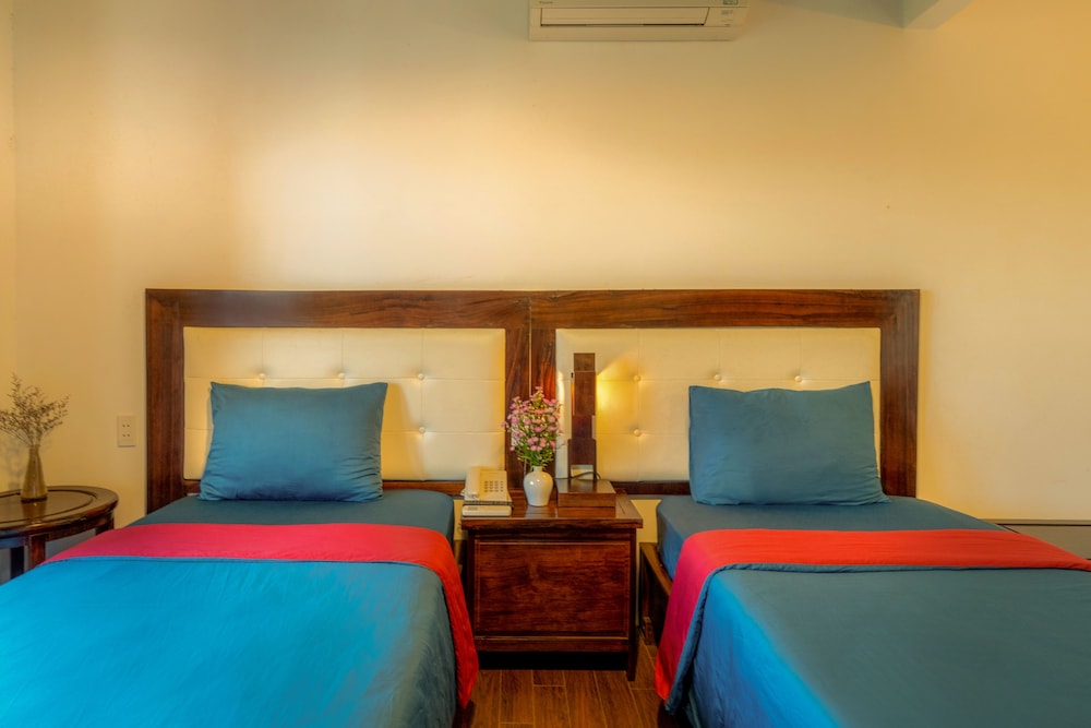 calm house hotel hoi an