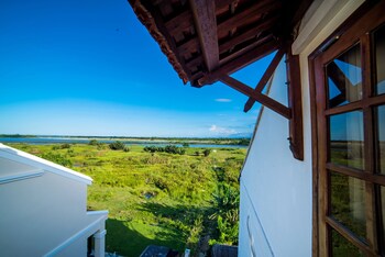 calm house hotel hoi an