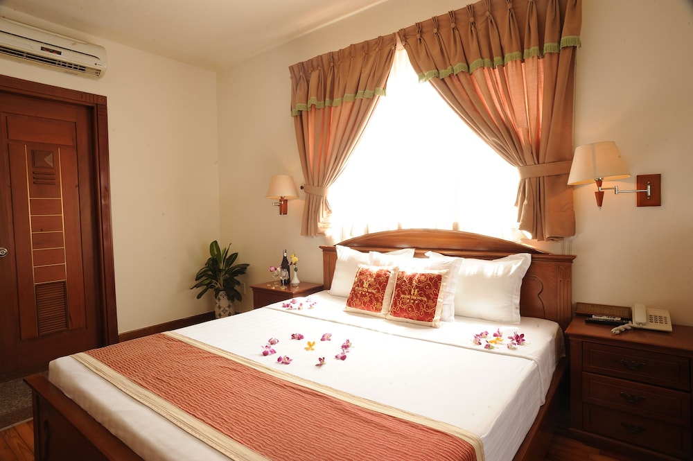 hoang yen 2 hotel
