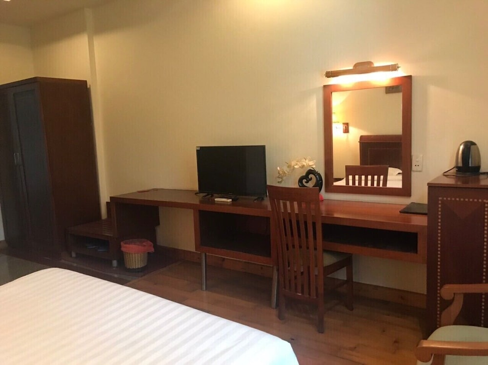 hoang yen 2 hotel