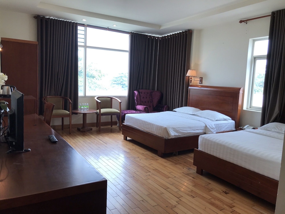 hoang yen 2 hotel