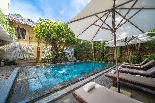 9 station hostel adults only