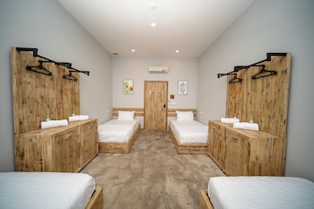 9 station hostel adults only