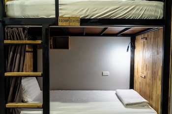 9 station hostel adults only