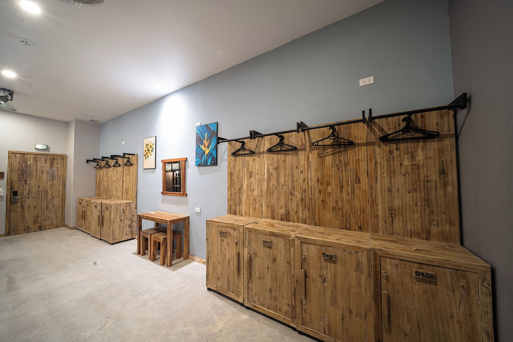 9 station hostel adults only