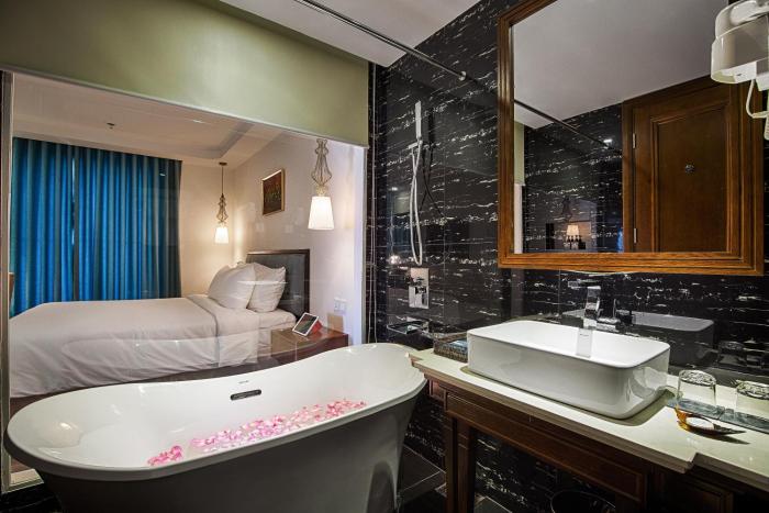 adaline hotel and suite