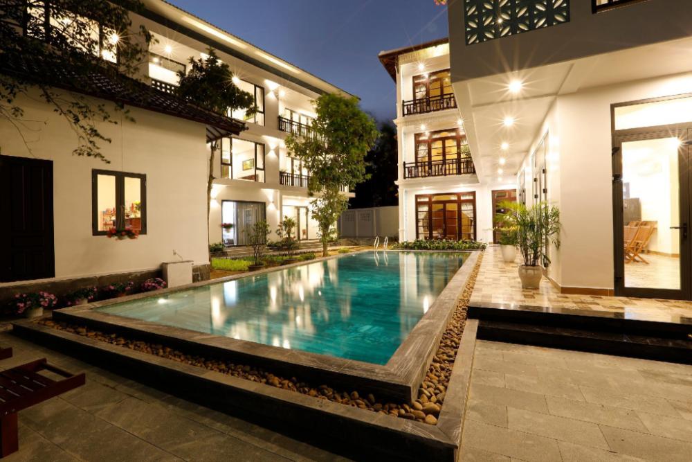 tropical garden homestay villa