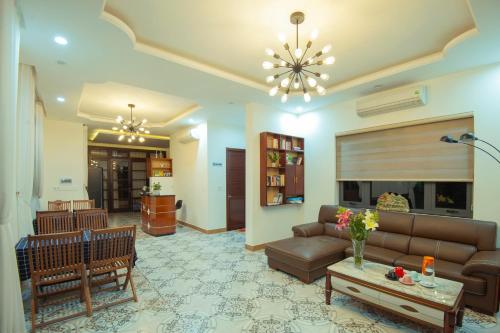 tropical garden homestay villa