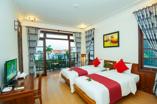 tropical garden homestay villa