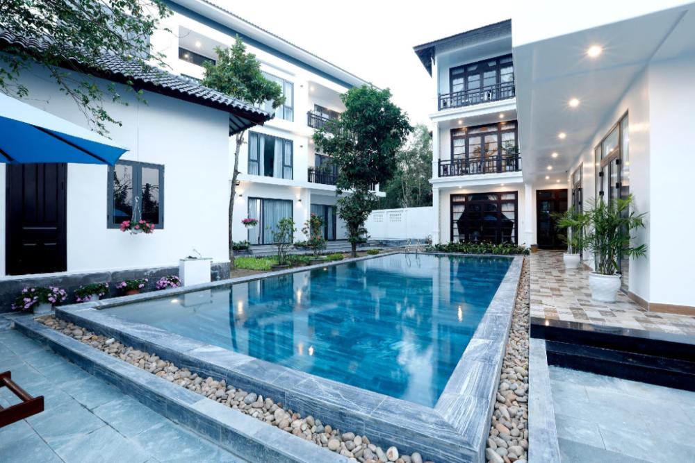 tropical garden homestay villa