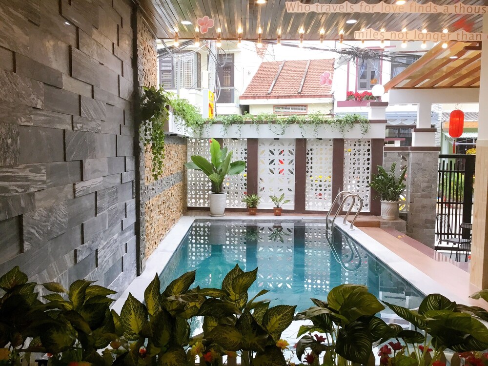 white cloud homestay