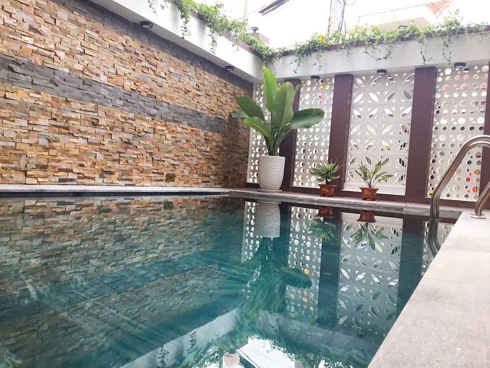 white cloud homestay