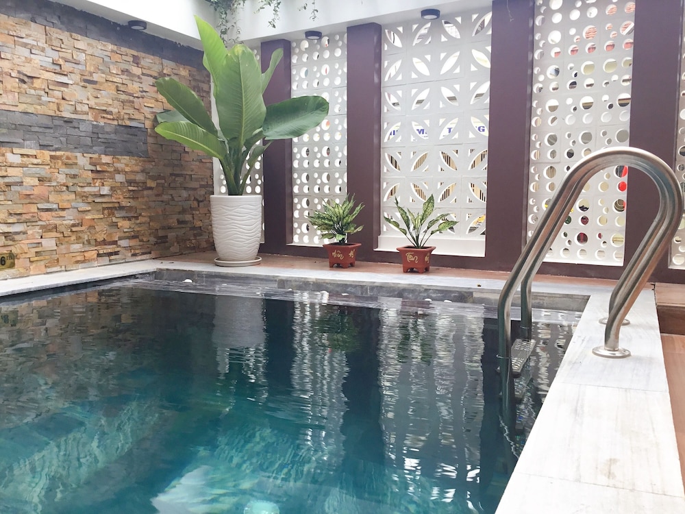 white cloud homestay