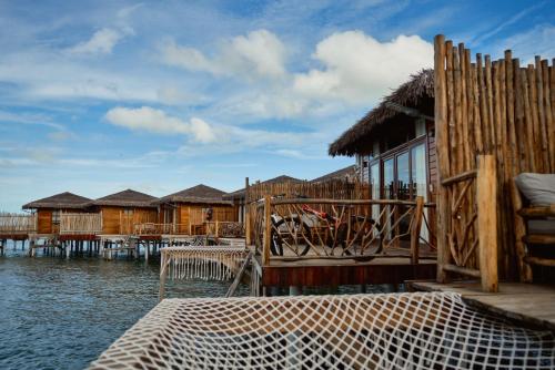 rocks beach boutique phu quoc