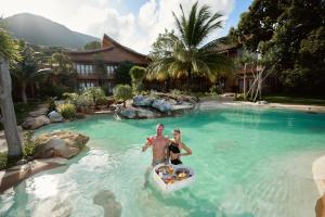 rocks beach boutique phu quoc