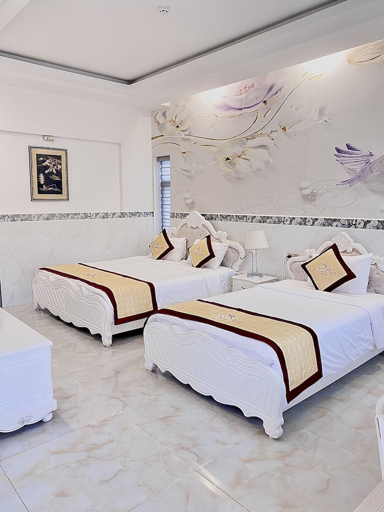 godiva phu quoc hotel