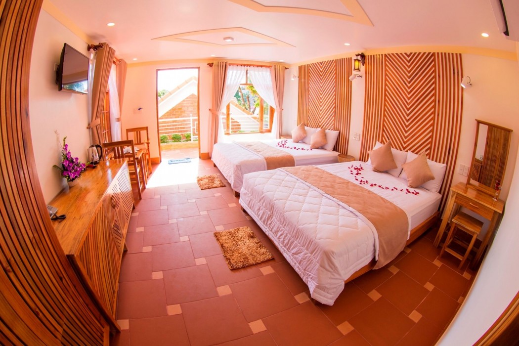 little garden bungalow