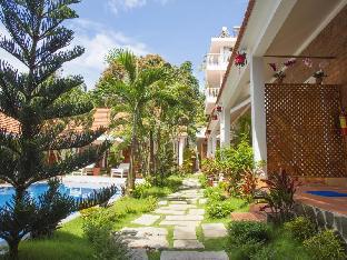 little garden bungalow