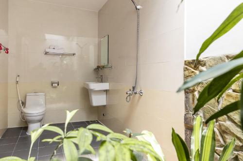 little garden bungalow