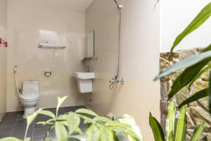 little garden bungalow