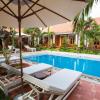 little garden bungalow
