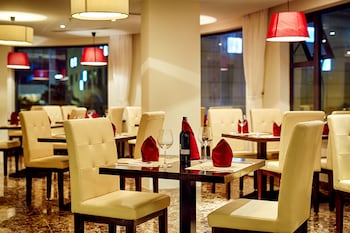 sofia suite hotel danang