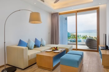 flc luxury hotel quy nhon