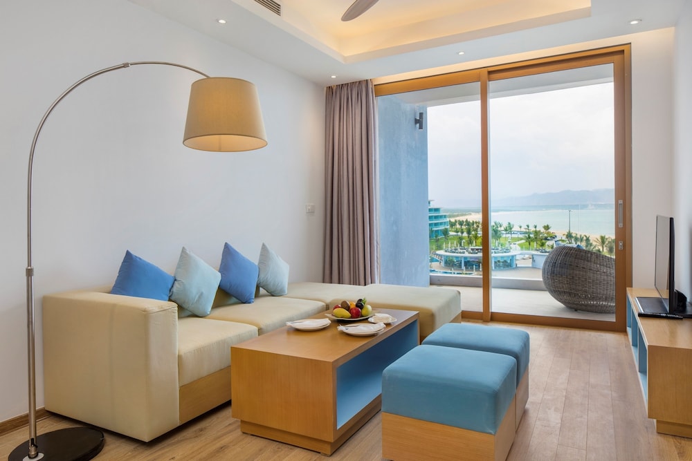 flc luxury hotel quy nhon