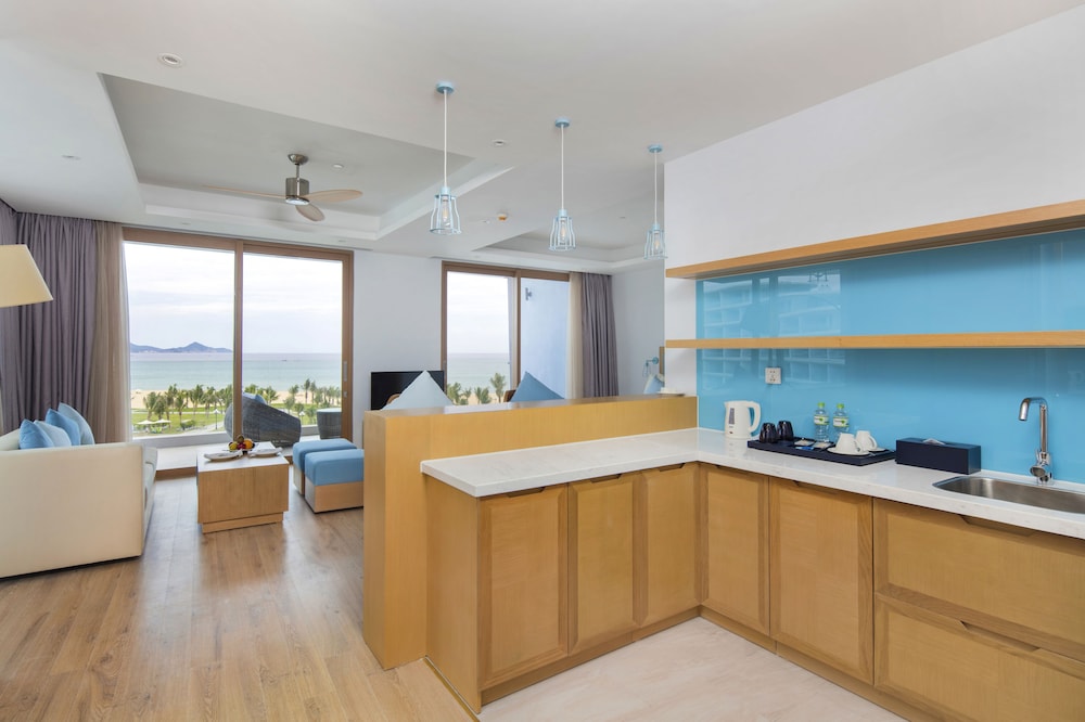 flc luxury hotel quy nhon