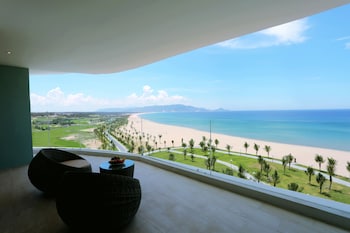 flc luxury hotel quy nhon