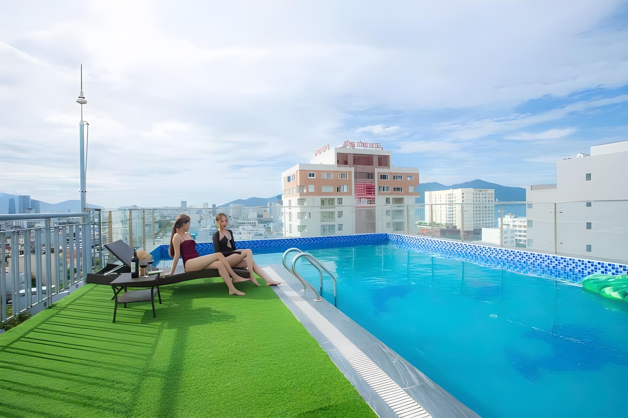 maxhome luxury hotel