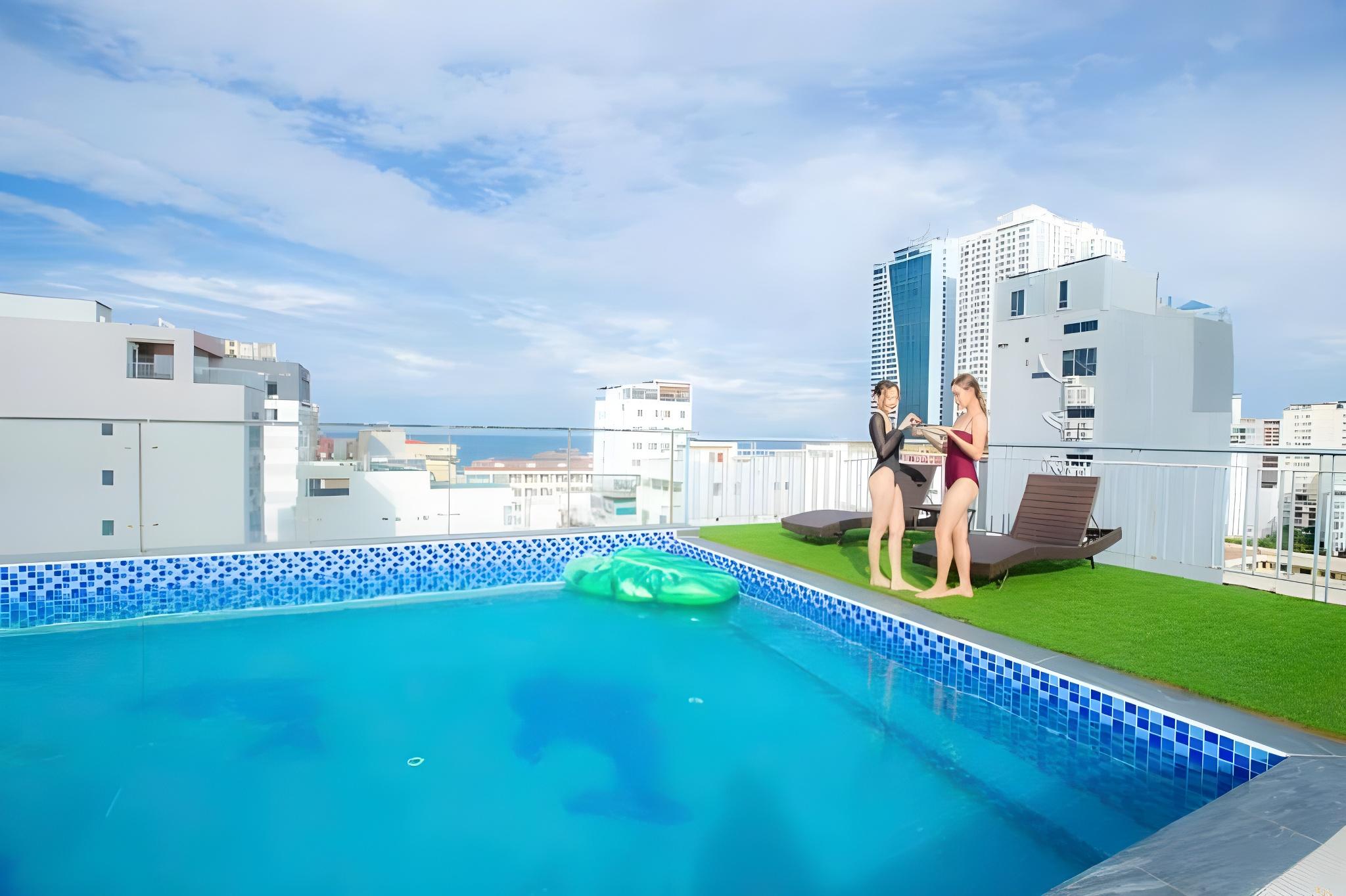 maxhome luxury hotel