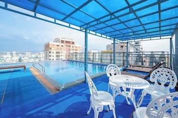 maxhome luxury hotel