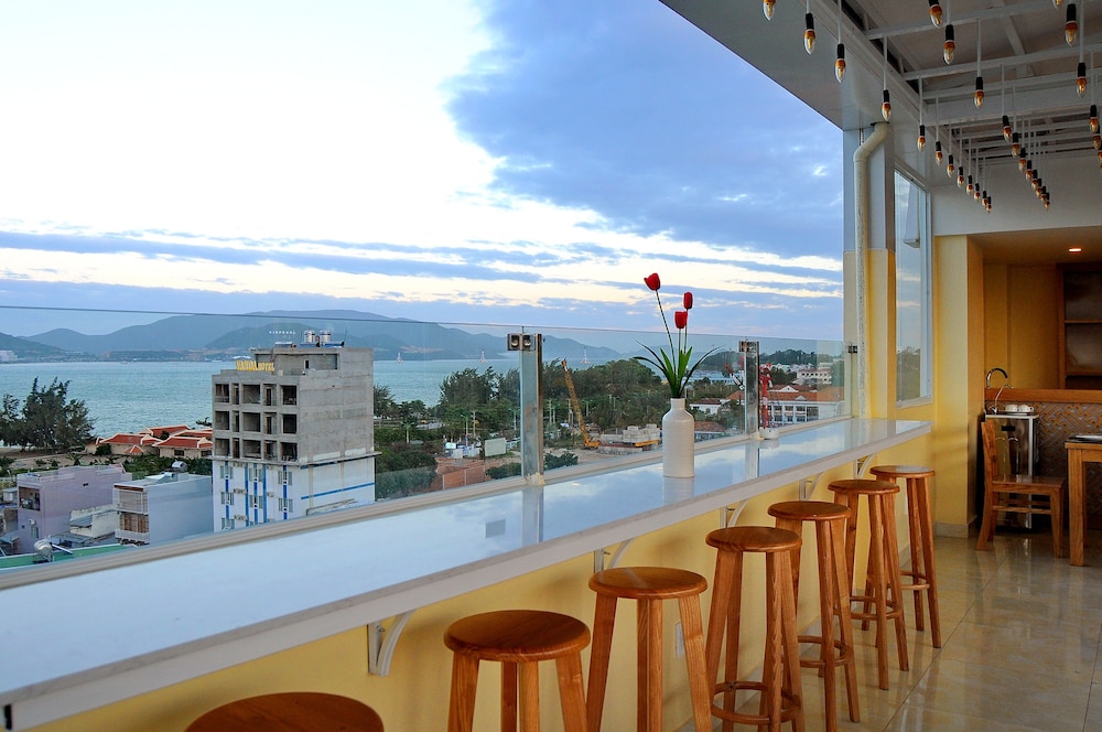 yellow sea hotel