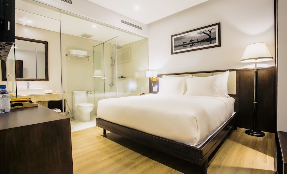 di lusso boutique hotel riverside danang