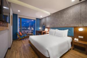 white sand boutique hotel