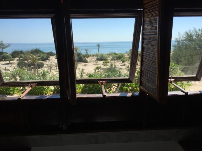 villa louise hue beach hotel