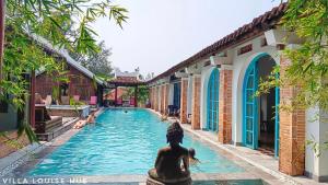 villa louise hue beach hotel