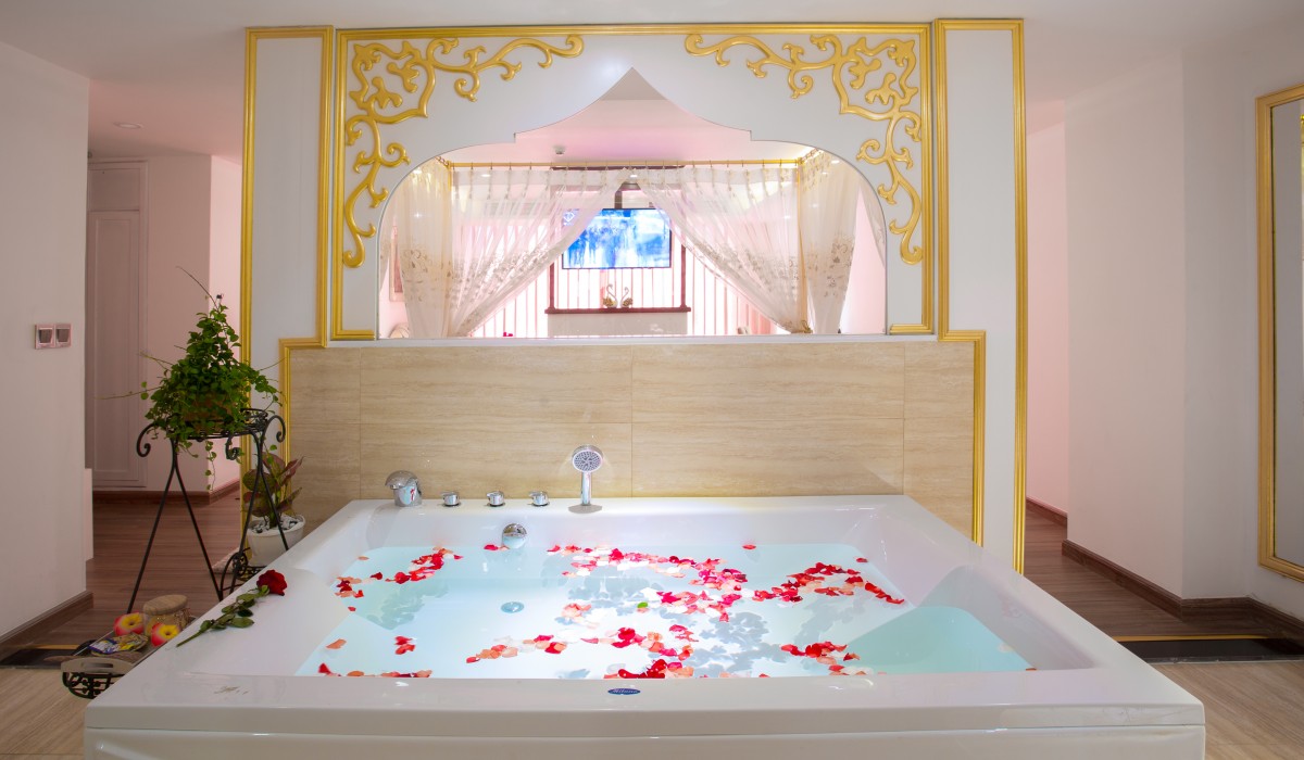 Tnd Hotel,Near Dam Market,4 star